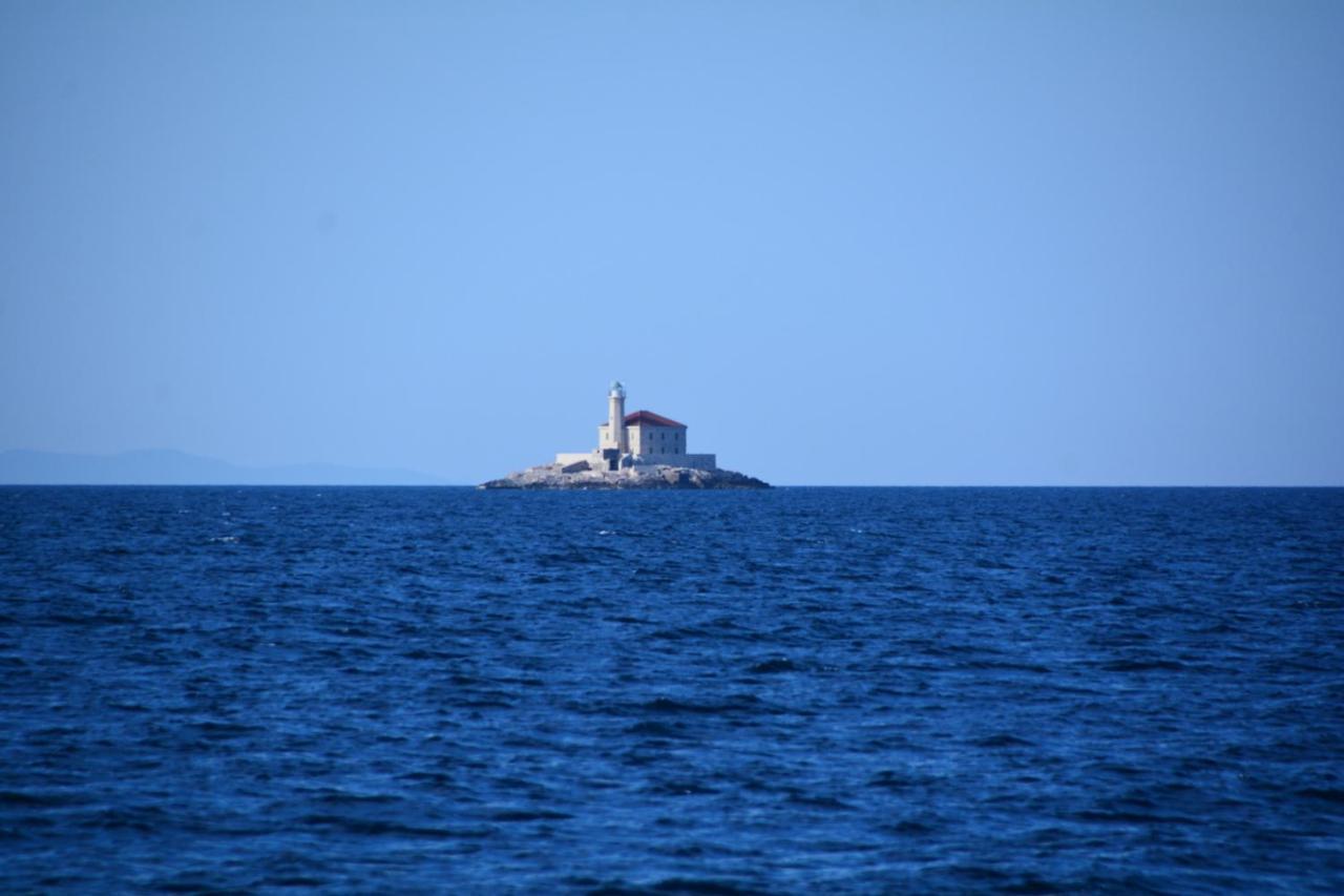 Lastin Dvor Rogoznica  Bagian luar foto